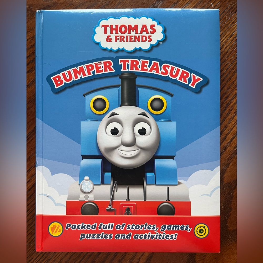 Thomas & Friends Bumper Treasury Book